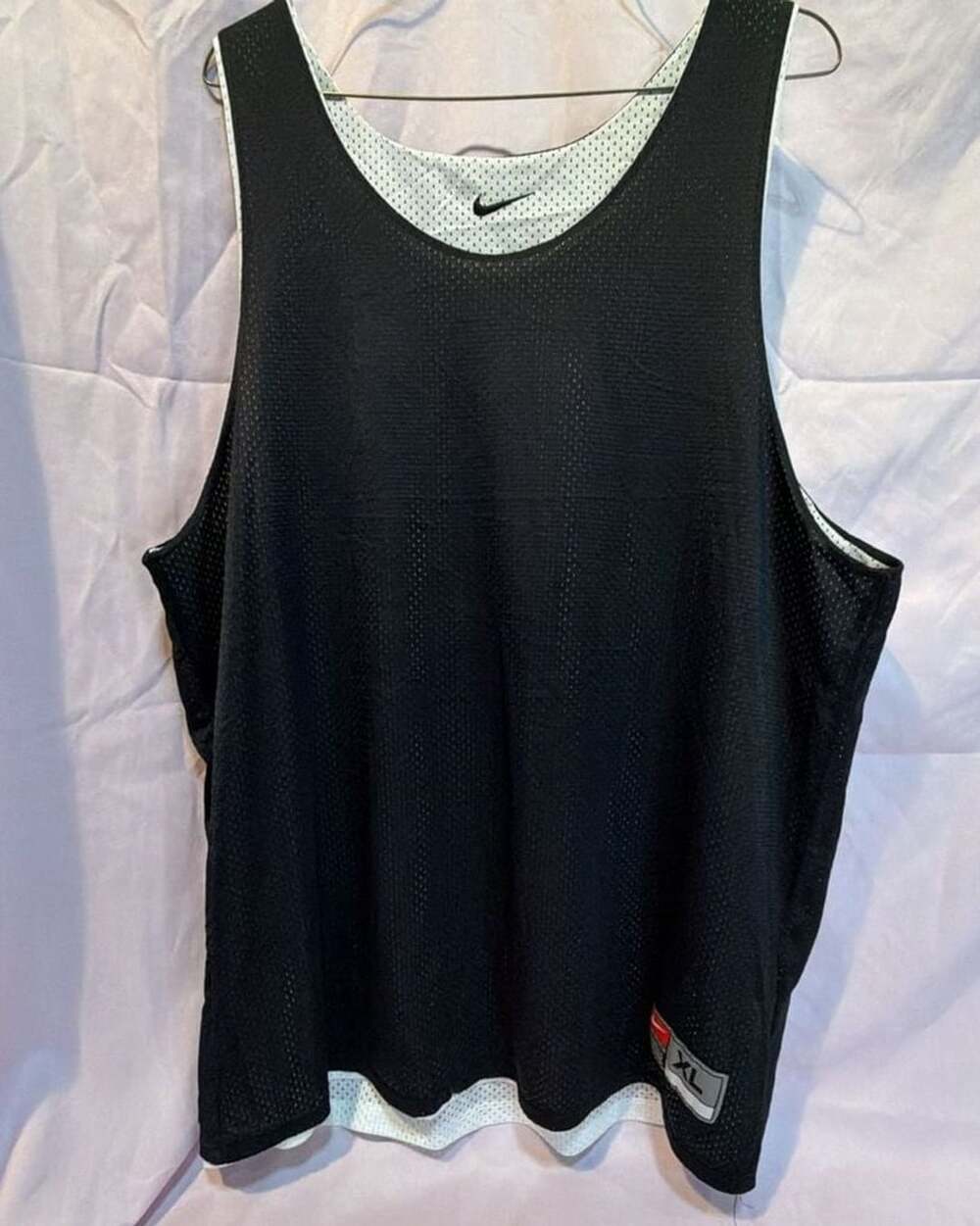 Nike Reversible Mesh Basketball Jersey Size XL Black White